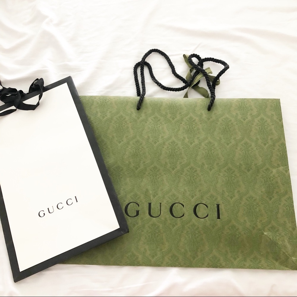 Gucci Green Holiday Shopping Paper Bag With Ribbon